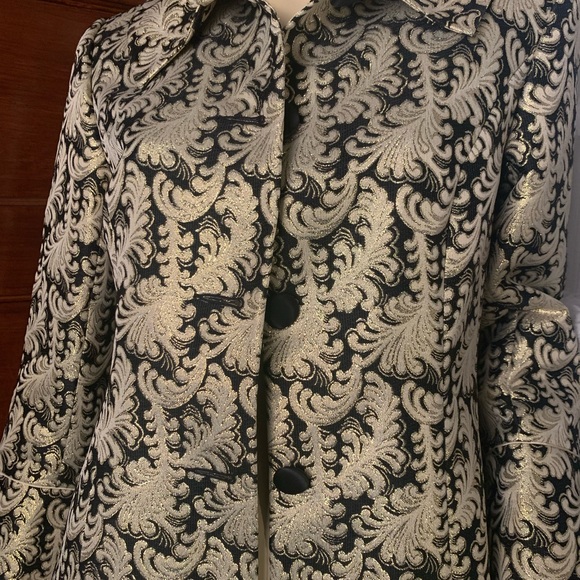 Mac & Jac Gold Baroque overcoat - Picture 8 of 10